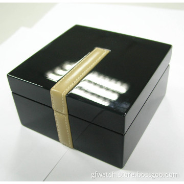 B8001W watch box